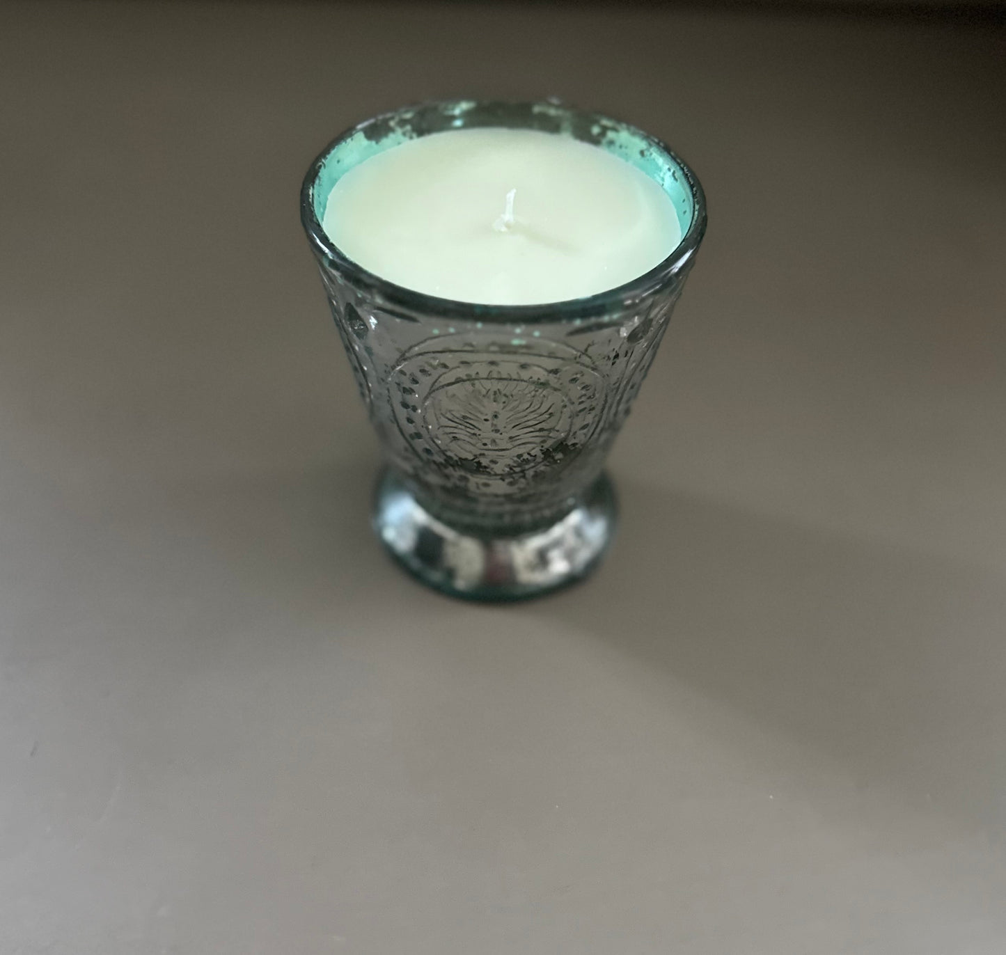 Candle Honeysuckle Molten Glass Decor Tumbler-Fleur De Lys-