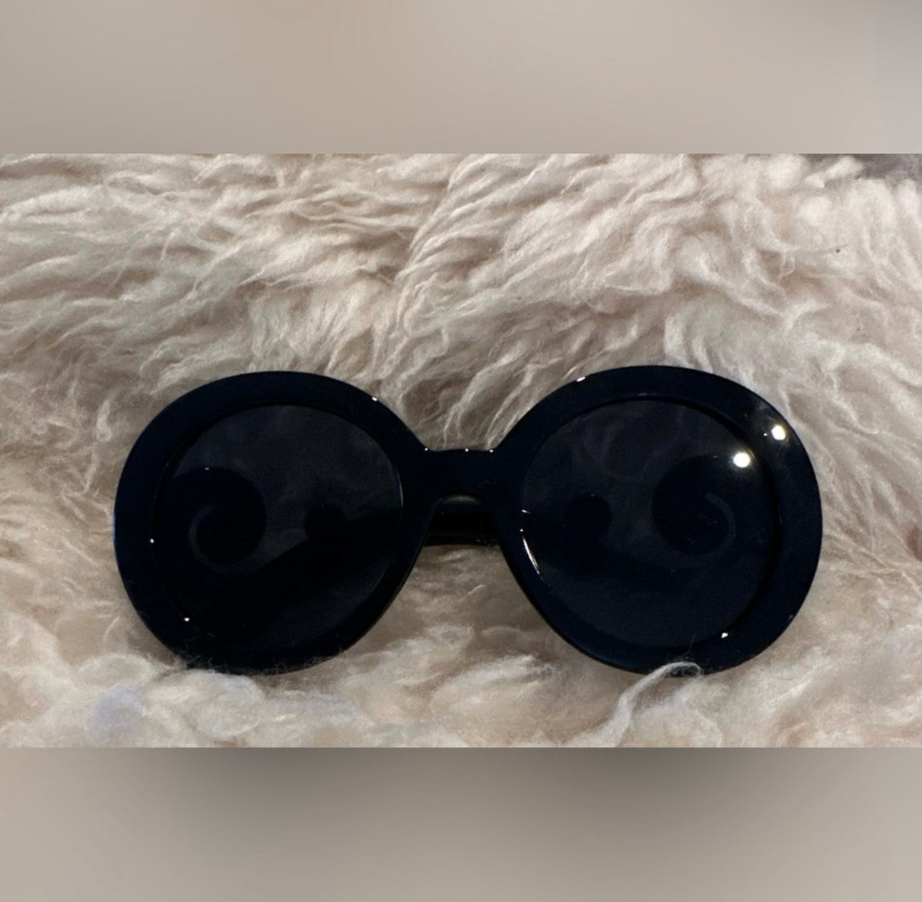 Sunglasses Retro Swirl Oversized Round New